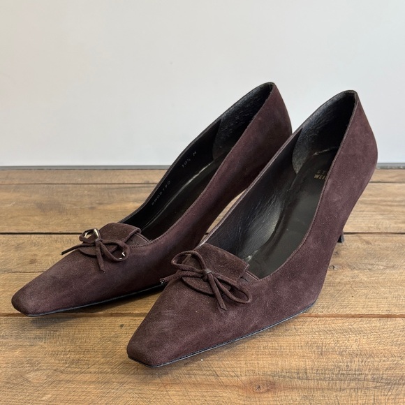 Stuart Weitzman Dark Brown Suede Heels - Picture 2 of 8